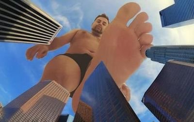 Male gaymer interested in feet, macrophilia, the many smells of men, and kinkiness in general. DM me - love to chat!