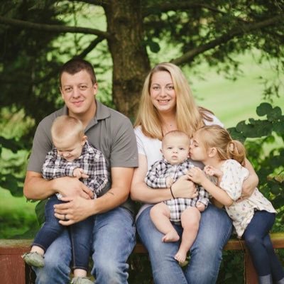 BlessHappyMess's profile picture. Mother to three awesome kids! Love all thing pregnancy, motherhood and blogging!