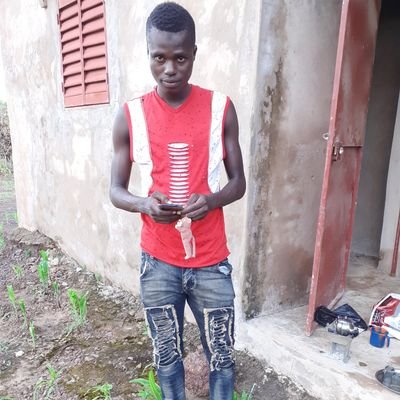 Mahamad89383502's profile picture. 1m87 atletic