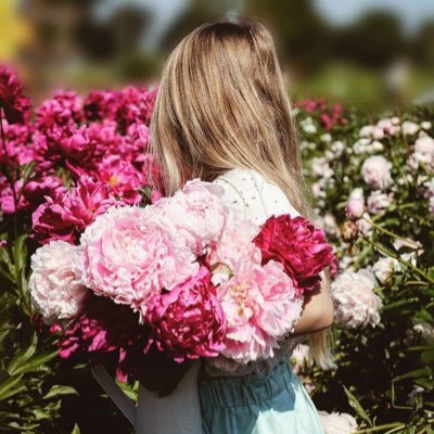 saamma11's profile picture. ☆☆ أؤمن بأن الامل خيَط دقيق جداً لكنهہَ لا ينقطع !☆☆