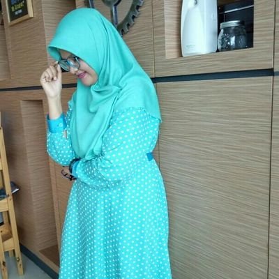 sriwahyuni15049's profile picture. #BloggerPerempuan || #BRTNetwork || Suka sekali dengan travelling ||
Love fiction so much
https://t.co/gKBfxOgkb6