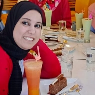 MrrkZineeb's profile picture. 