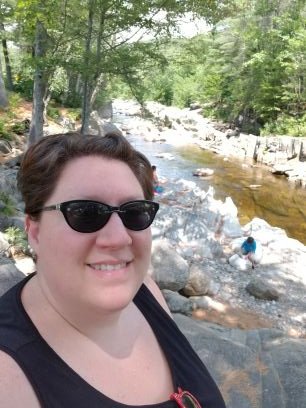 Amanda87878385's profile picture. 