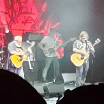 miked213420's profile picture. 