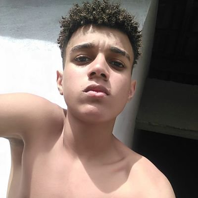 carinha que mora logo ali
segue lá fml @DJ T7 Oficial 💥