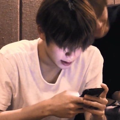 0604forgetit's profile picture. เพราะเรามันก็แค่คนคลั่งรัก