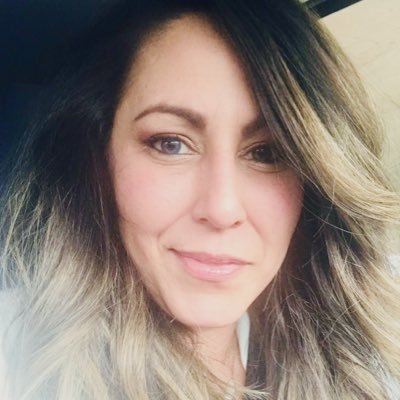 This_Is_Jenius's profile picture. 📰 UTA alum
I binge 📺, documentaries, podcasts and oatmeal cream pies 
👍🏼Star Trek TNG, giant 🐕s, board games & journalism
#TheUncomfortableRaceConversation