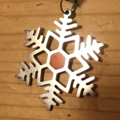 moca_084's profile picture. 趣味アカ ものづくり好きです。 趣味で小物、競技ロボットなどを作ってます。fpv始めました!