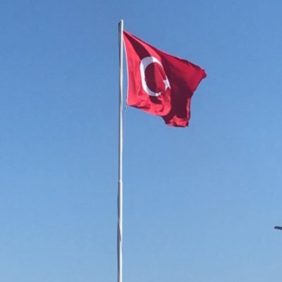 hilmi_cem123's profile picture. Özgürlük Şafak Vakti Gibidir Kimileri Gelmesini Beklerken Uyur.Ama Kimileri De Uyanık Kalır Ve Ona Ulaşmak İçin Gecenin İçinden Yürür...
