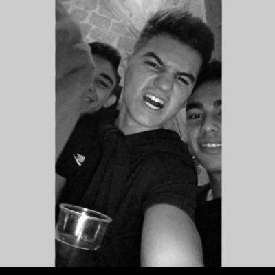 JJounaux's profile picture. 18, 🇫🇷🇮🇹