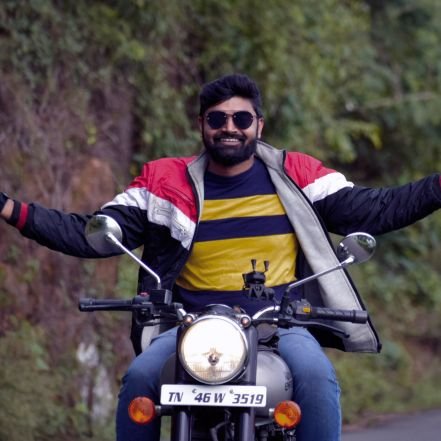 Movie lover... Trying to be a story writer... Worthless engineers...!!
புத்தகம்📖,சினிமா🎬,பயணங்கள்🚵🧗🏻♂️
