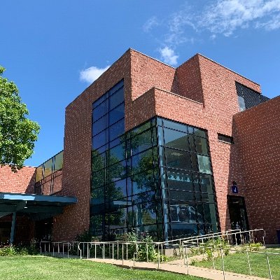 BarbourTwo's profile picture. We acknowledge and honor the fundamental value, dignity, and diversity of all individuals.

Students’ life opportunities are expanded by becoming bi-literate.