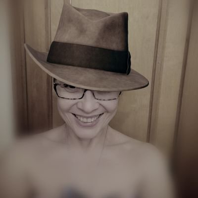 Emion51 Profile Picture