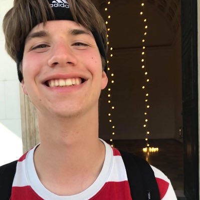 autisthic's profile picture. Mý bezvýznamný básničky