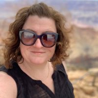Stacy (@stacyrtoth) 's Twitter Profile