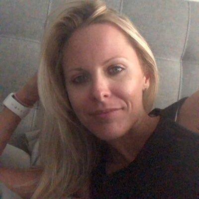 c_c_0323's profile picture. Small town girl, Big City