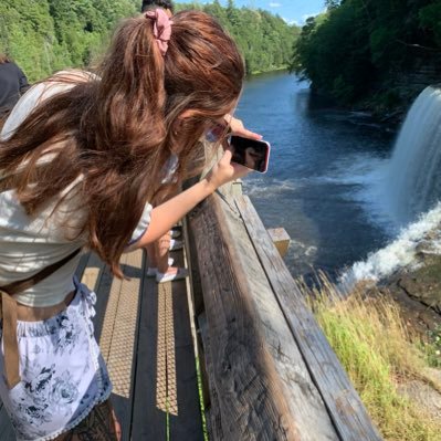 pipe_kay's profile picture. 💫🌖“Yesterday is history, tomorrow is a mystery and today is a gift... that is why they call it present.” Master Oogway 🌏✨