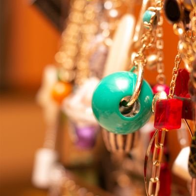 beadsbymorr's profile picture. I make jewelry for leisure, casuals, special events etc.
Support a male jeweller.😎
All stones and components are genuine and specially crafted.