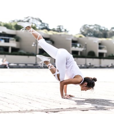 Mother of Two 👦🏻👶🏻 | 👰🏻Wife to Best Friend | 🧘🏻♀️Yoga @lovejosephineyoga | 🙋🏻♀️Founder @graceXstrength