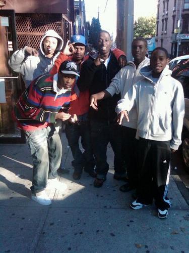 GiP bLACk SQUEEZE ..OGz Or No Gz (Mhii)  ..i hear tha streets talkin funny so i laugh tell em keep talkin funny imma keep talkin money!!