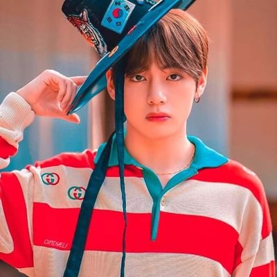 I stan bangtan with all my heart and soul ✨ • OT7 • Philippians 4:43 • love yourself without question 🌻❤️