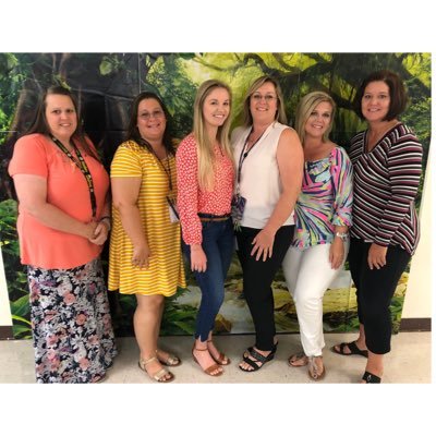 MrsTaylerSmith's profile picture. 4th Grade Teacher 🐾💚💛💛💚🐾