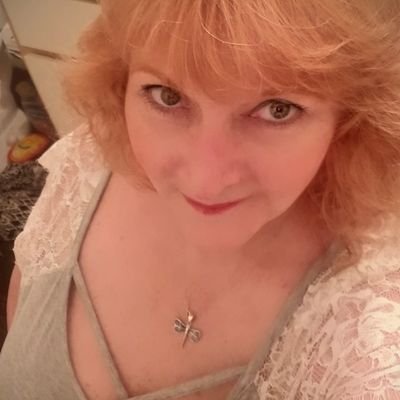 I'm a Virgo hippie chick! My heart belongs to The Smoky Mountains! Wild Orcas make me happy! I was a groupie in the 80's/90's! Welcome to my world! 💋🌎