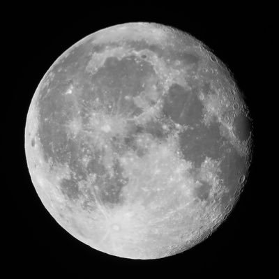 eijirou1120's profile picture. 音楽と星が好き。ドラムやってます。最も尊敬するバンドはrush。星は8cm屈折望遠鏡から20cm反射望遠鏡にステップアップしてもやっぱり修行中。体力無いくせに山登ってます。愛媛県在住。