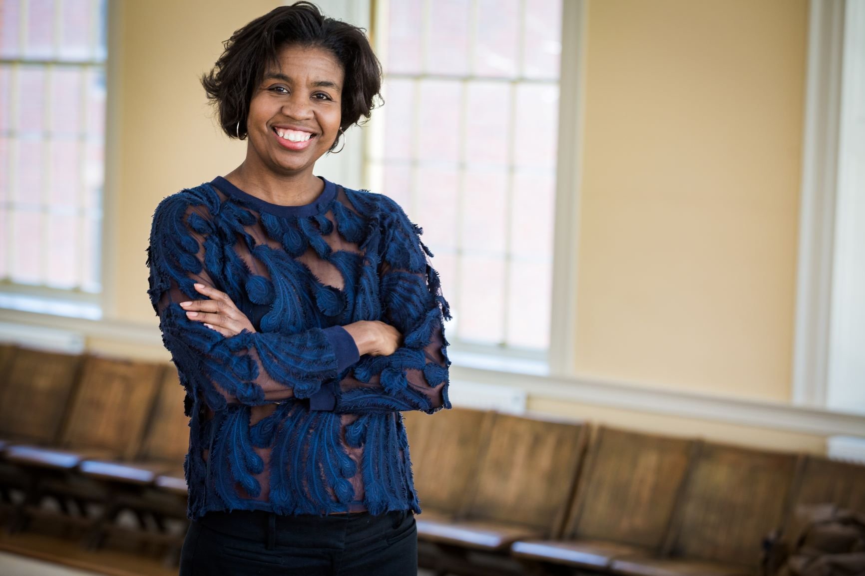 januaryoneil's profile picture. Associate Prof @SalemState • Author of Glitter Road & Rewilding @CavanKerryPress • 2019-2020 Grisham Writer-in-Residence  •  AWP • Poet • Mom • Go @RedSox! ❤️