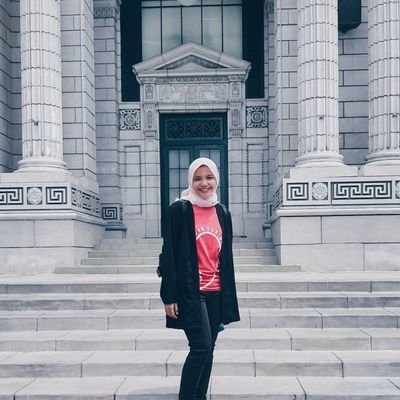 istiningdyah's profile picture. avid reader . book blogger . BBI 1307163 .