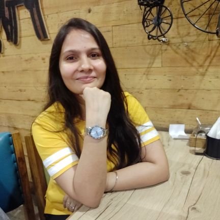 gunjanlakhotia's profile picture. Illustrator | Bibliophile | Freelancer | Open for commissions and Book reviews.