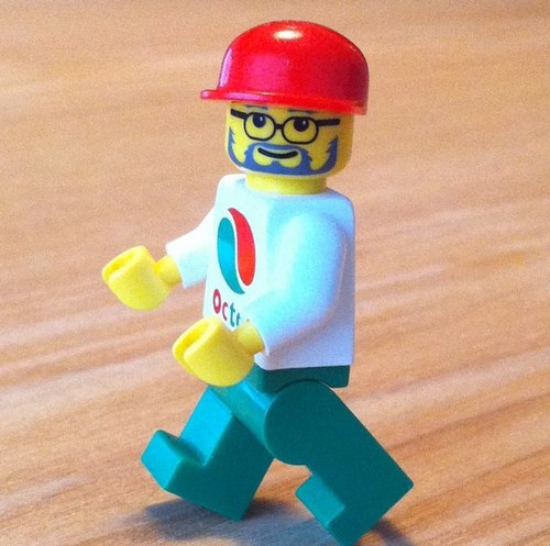 ifuji's profile picture. 郡上八幡出身。高松市在住。プロダクトデザイナー／大学教授