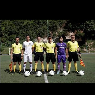 RobertoVisen's profile picture. Árbitro de Distrito Capital de la FVF, Hincha de la Juventus. Ingeniería Química.