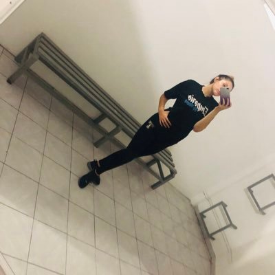 Sweetleslie15's profile picture. GOD ✨❤️ FAMILY 👨‍👩‍👧‍👧💜 ABEL 💏💕 13/06/19 🥰