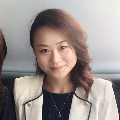 料理研究家。パン教室主宰。薬膳アドバイザー・ハーブコーディネーター・食育アドバイザー。雑誌・企業のレシピ考案、テレビ出演、商品開発、記事執筆など幅広く活躍中。『医食同源』『予防医学は食卓から』をコンセプトに、体に良い食べ合わせや食材の持つ効能を効率的に摂れる簡単アレンジレシピを得意とする。お気軽にフォローしてください!