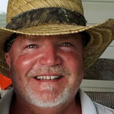 JohnnyB79588539's profile picture. Self employed country boy. Hard worker and loyal friend to the few I have. Be good to folks the Lord will reward you.