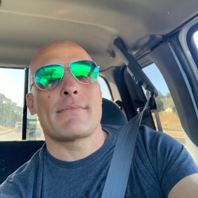 LohayzaJonathan's profile picture. 