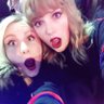 heidisunshine's profile picture. '07 Swiftie ✨• Tay magically appeared on the street in NYC at SNL line & I hugged her in my pajamas the night reputation dropped & I'll never be the same.🐍