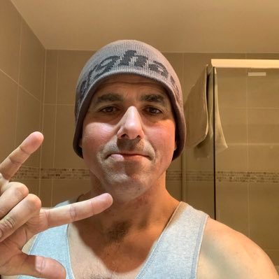thedruginme68's profile picture. An easy guy go’s with the flo and is a Tiger fanatic Yellow and Black enjoy life don’t be too serious