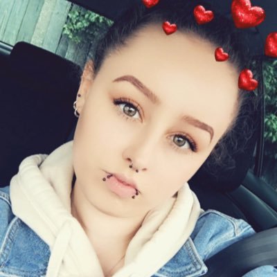 ayesha_crash's profile picture. 