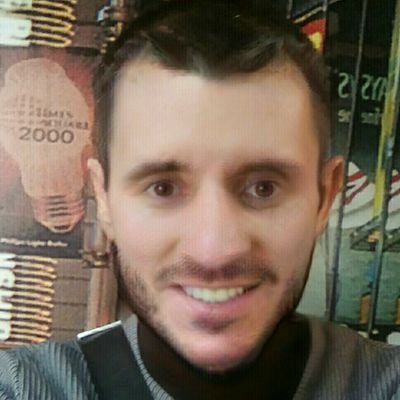 f8Q2RszdtTseIcw's profile picture. 