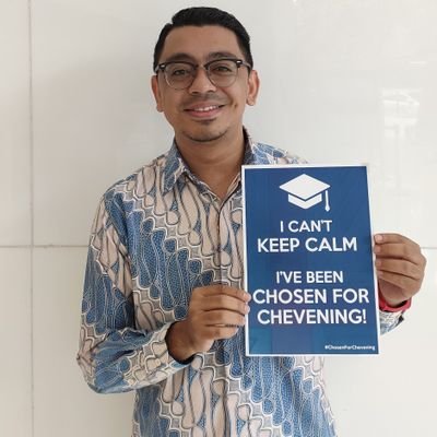 2019/2020 Chevening scholar @ LSE's MPP. Full-time husband and father. Part-time lover (of public policy).