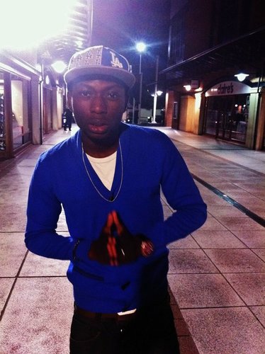 azuzu920's profile picture. 