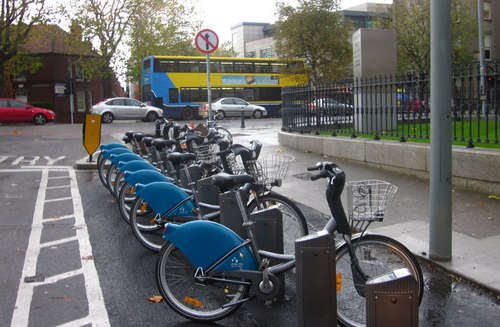 Cycling around the city, sports, health, socialising, tourism and renting bikes.