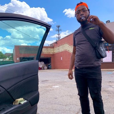 10.STRONG🦍