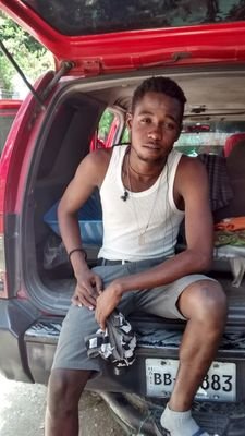 Lè liy lan long se sou moun ki deyèw u pran kouraj tande
Jean françois Jeudy
🙏🙏🙏