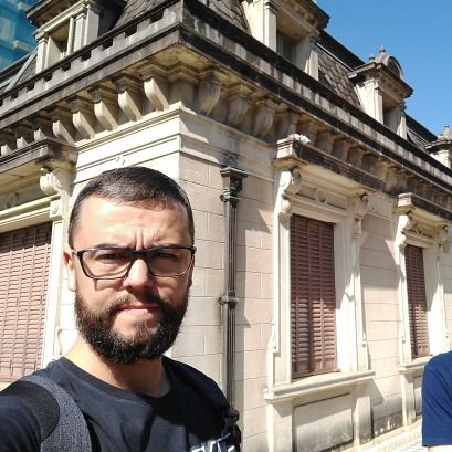 claudioarno's profile picture. 