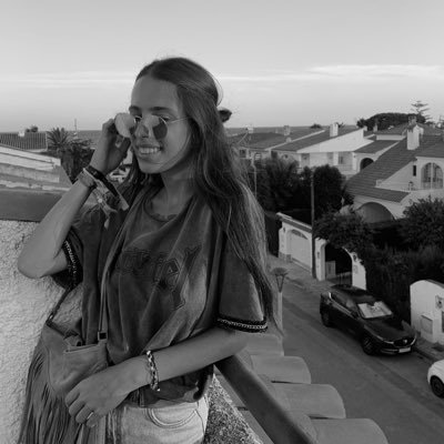 marina_calvente's profile picture. there's something diferent in your eyes