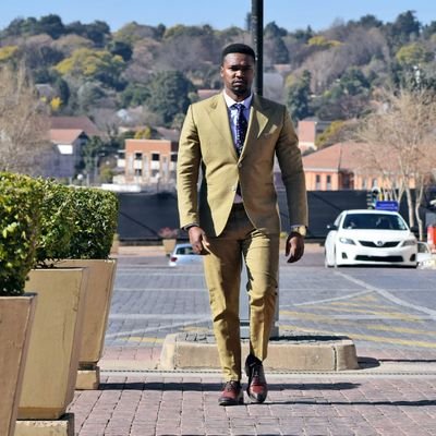MrKutlwano's profile picture. Entrepreneur. Founder and Creative Director @Barrytone_ kdigashoa@gmail.com