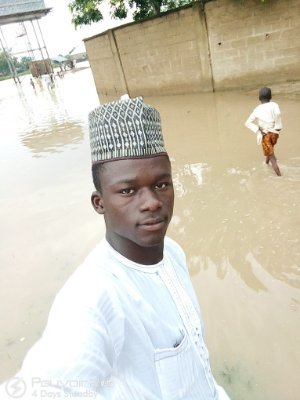 Abubaka35910418's profile picture. 